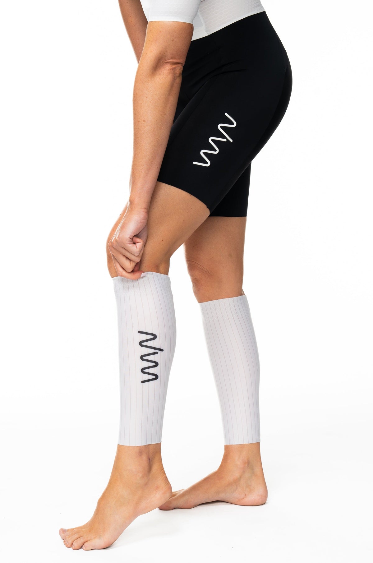 Hi Velocity Calf Sleeves - White
